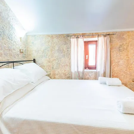 Appartement Eirini à Symi Extérieur photo